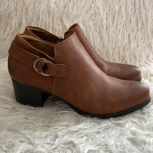 Natural Soul Brown Leather Ankle Booties